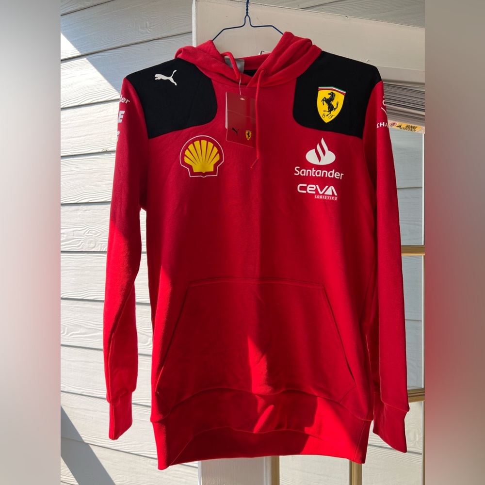 Scuderia Ferrari Official Merchandise PUMAUnisex Team Hoodie BRAND NEW WITH TAGS